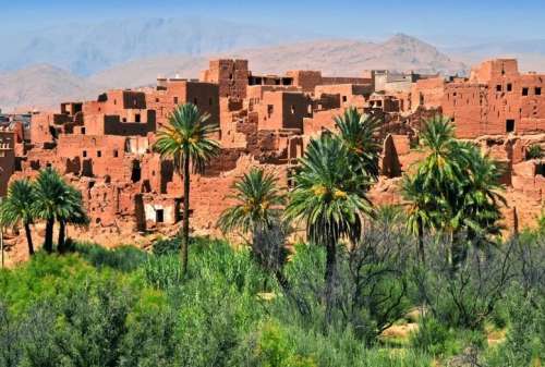 أضرار بيئية تهدد  واحة تودغى + صور